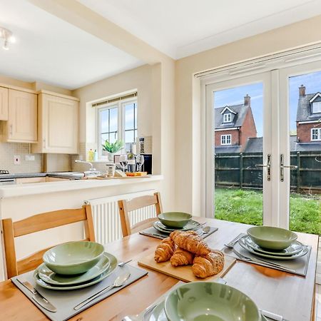 Silver Stag Properties, 3 Bedroom W Parking And Garden Smisby Экстерьер фото